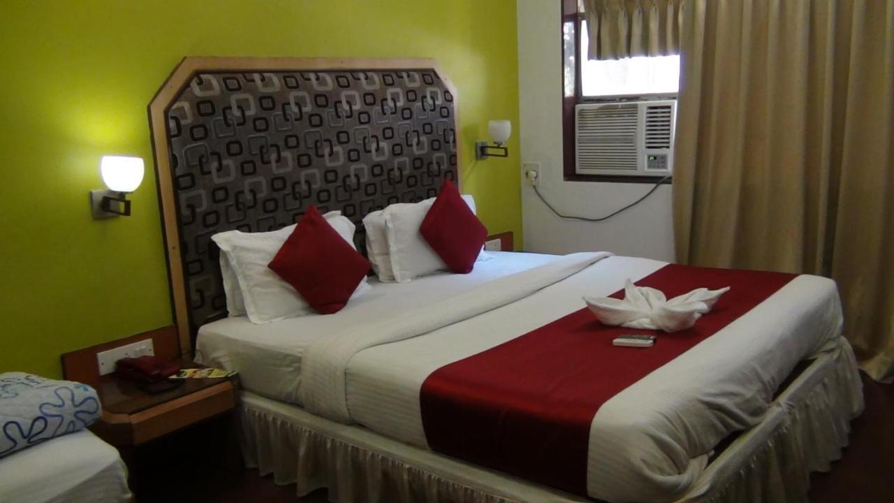 Hotel Imperial Executive, Andheri Mumbai Exterior photo