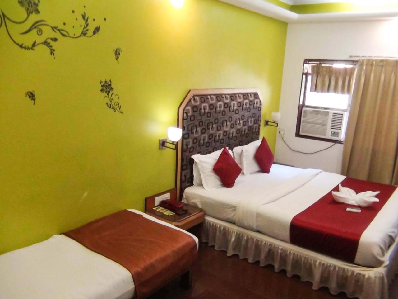 Hotel Imperial Executive, Andheri Mumbai Exterior photo