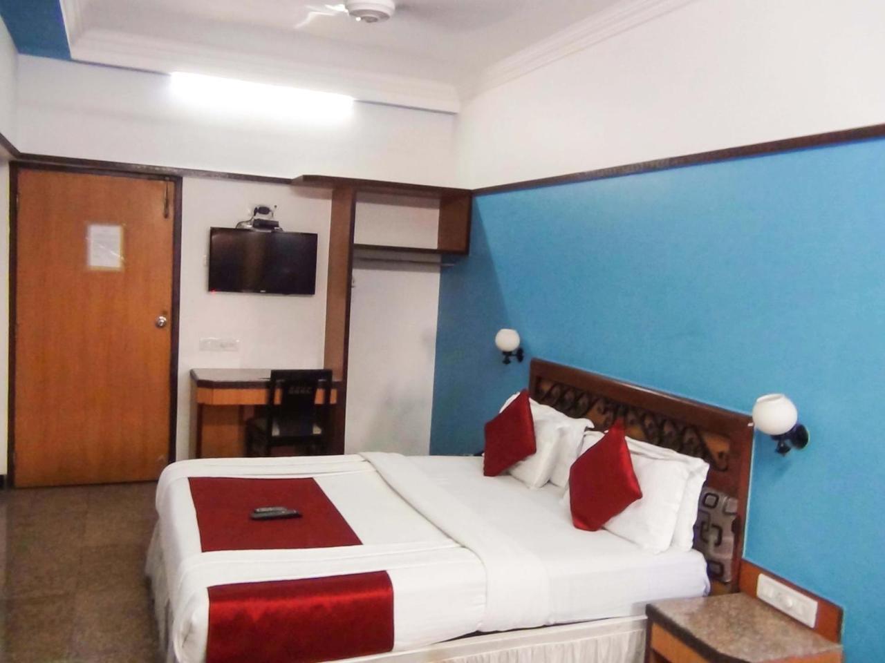 Hotel Imperial Executive, Andheri Mumbai Exterior photo