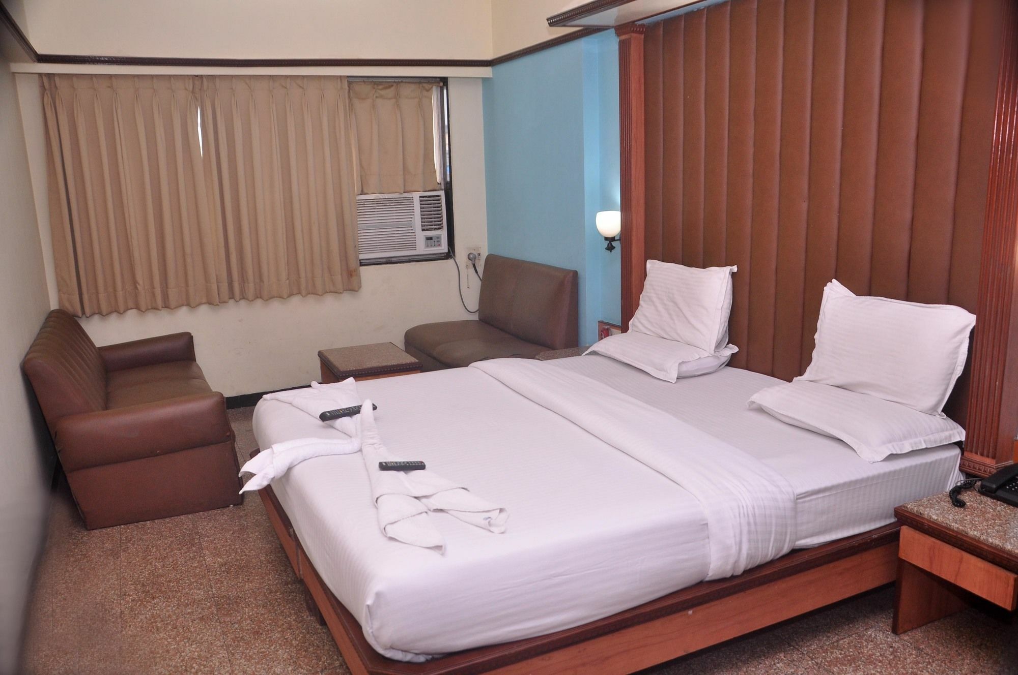 Hotel Imperial Executive, Andheri Mumbai Exterior photo